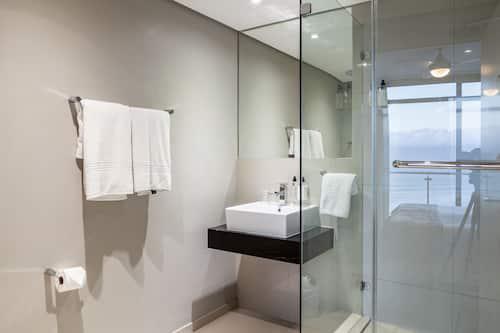 2 Bedroom Property for Sale in Table View Western Cape